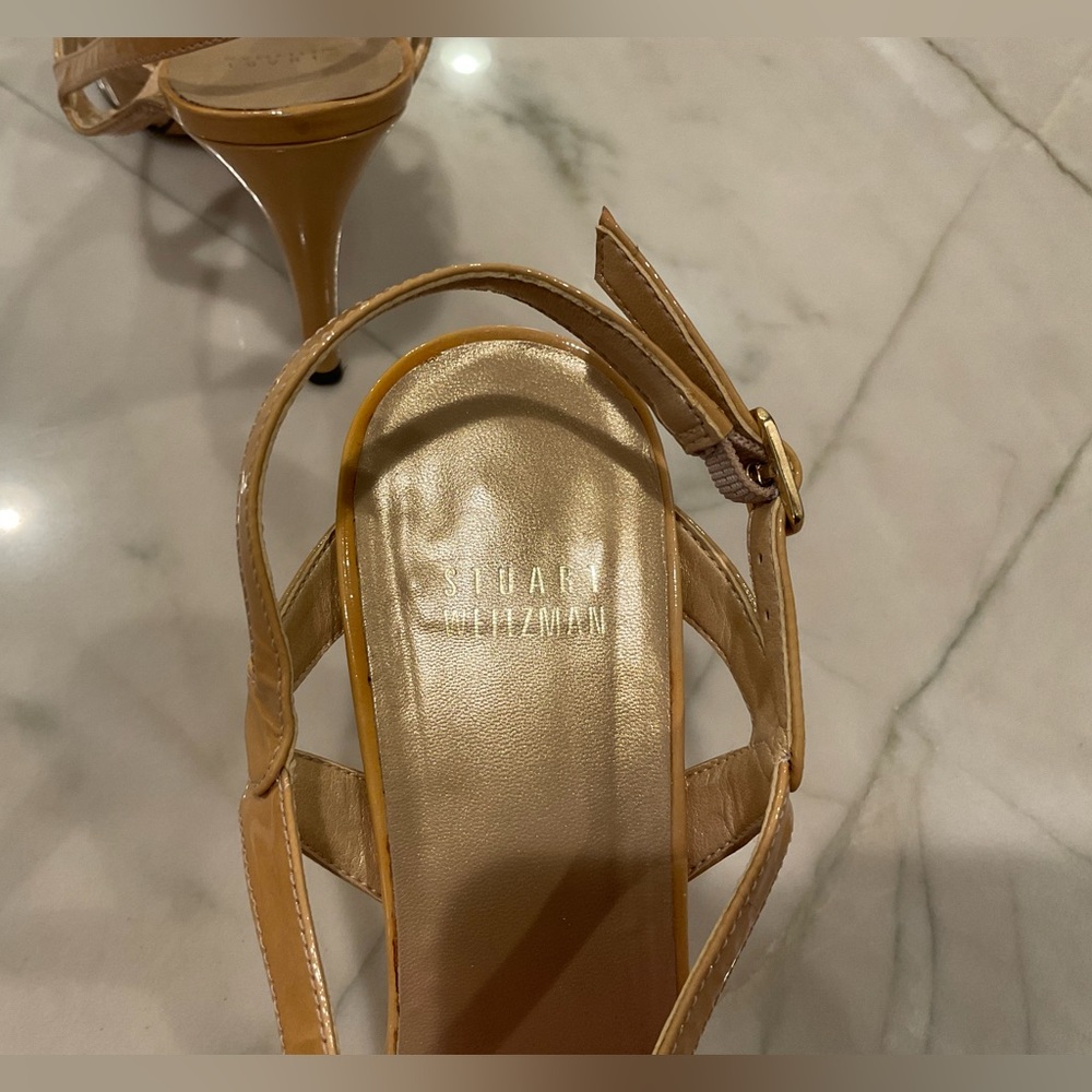 Stuart Weitzman Cross Strappy Buckle Heels Sz 8 Nude - Picture 9 of 15